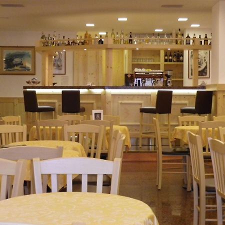 Hotel Principe Marmolada Мальга-Чапелла Экстерьер фото