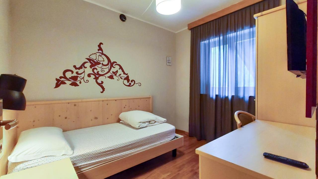 Hotel Principe Marmolada Мальга-Чапелла Экстерьер фото