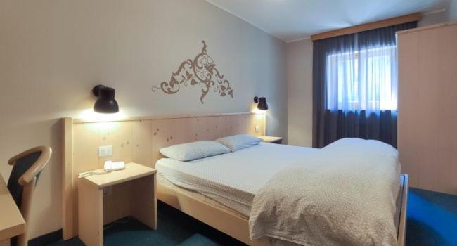 Hotel Principe Marmolada Мальга-Чапелла Экстерьер фото