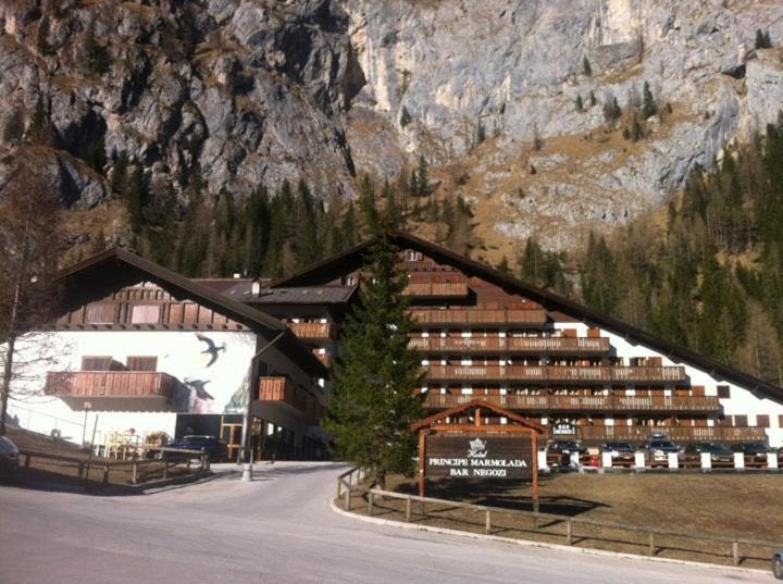 Hotel Principe Marmolada Мальга-Чапелла Экстерьер фото