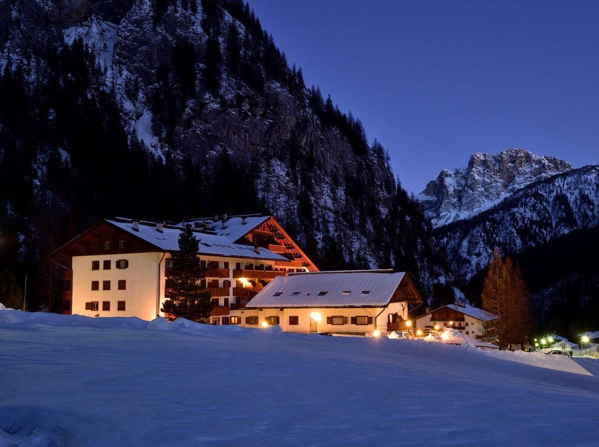 Hotel Principe Marmolada Мальга-Чапелла Экстерьер фото
